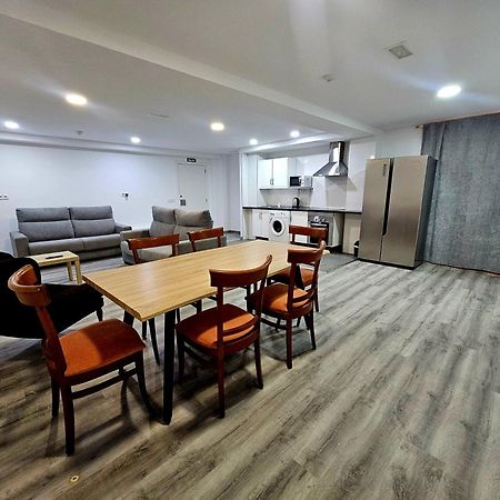 Apartamentos Maja Benidorm Bagian luar foto