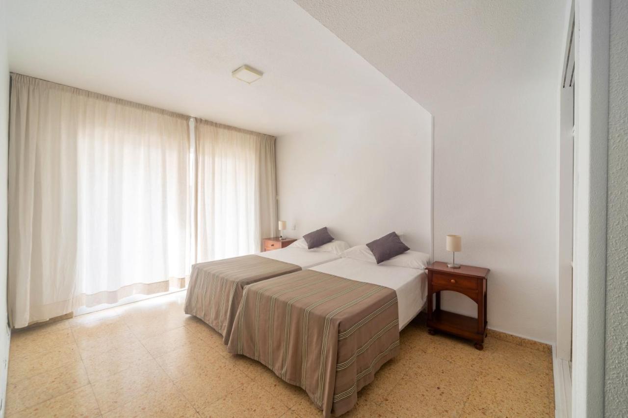 Apartamentos Maja Benidorm Bagian luar foto