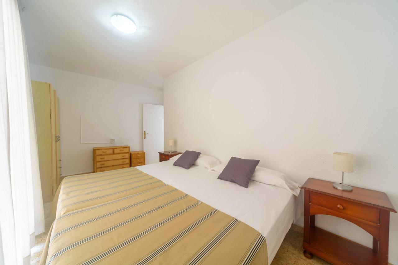 Apartamentos Maja Benidorm Bagian luar foto