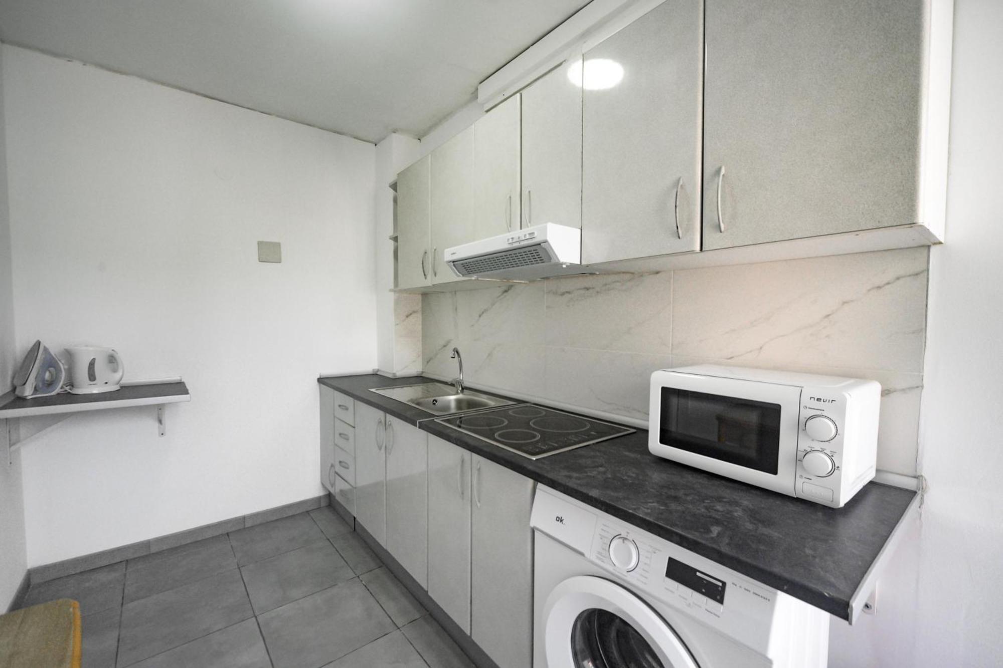 Apartamentos Maja Benidorm Bagian luar foto