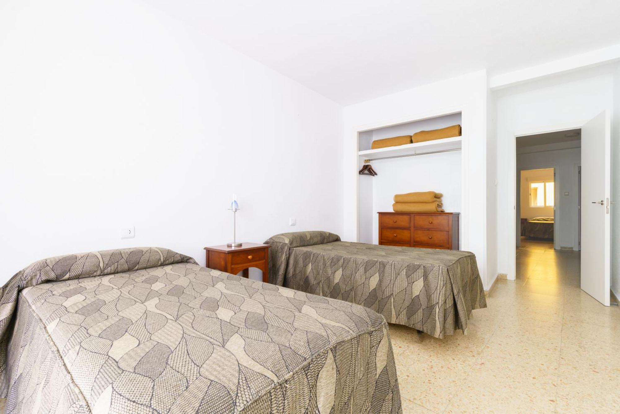 Apartamentos Maja Benidorm Bagian luar foto