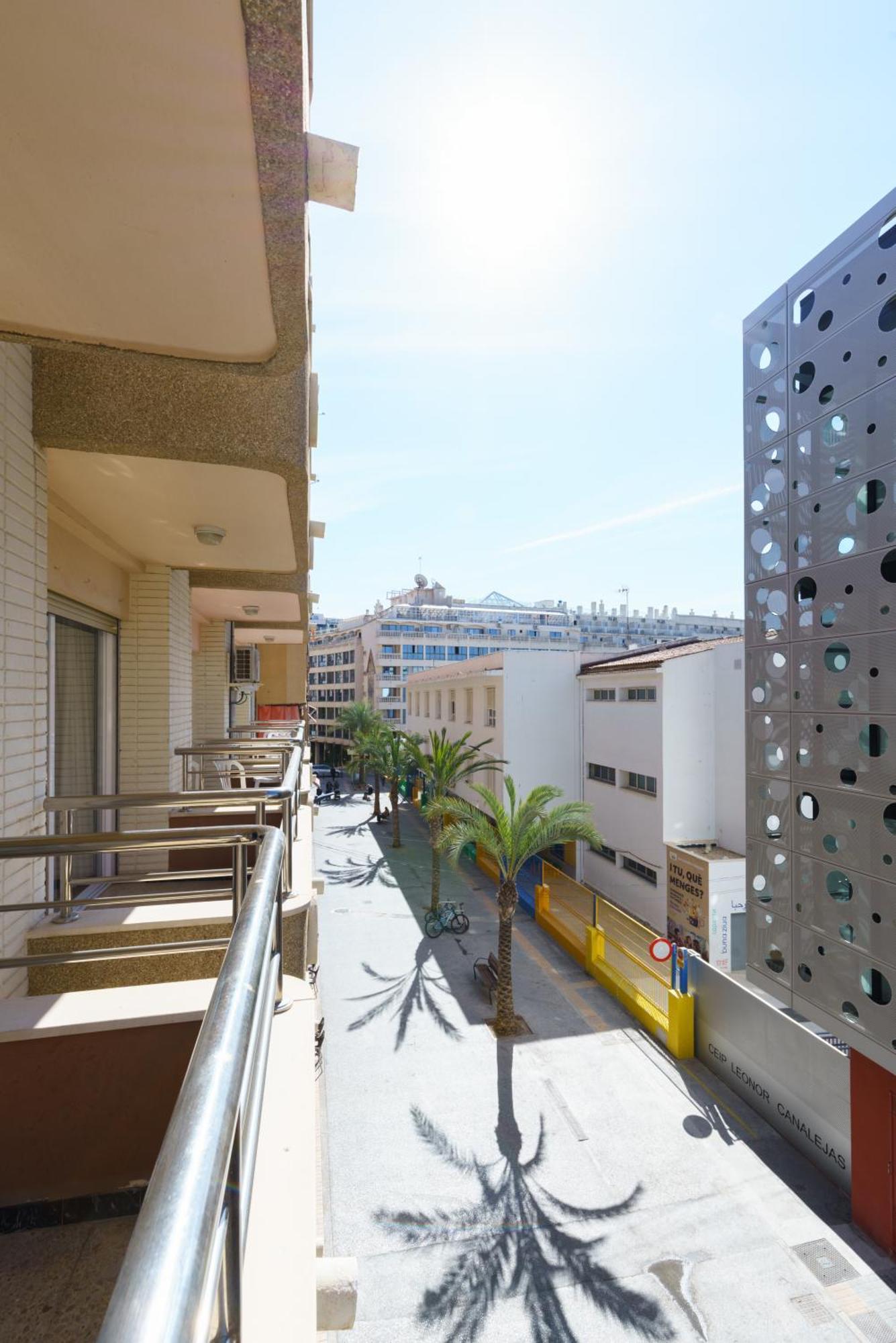 Apartamentos Maja Benidorm Bagian luar foto