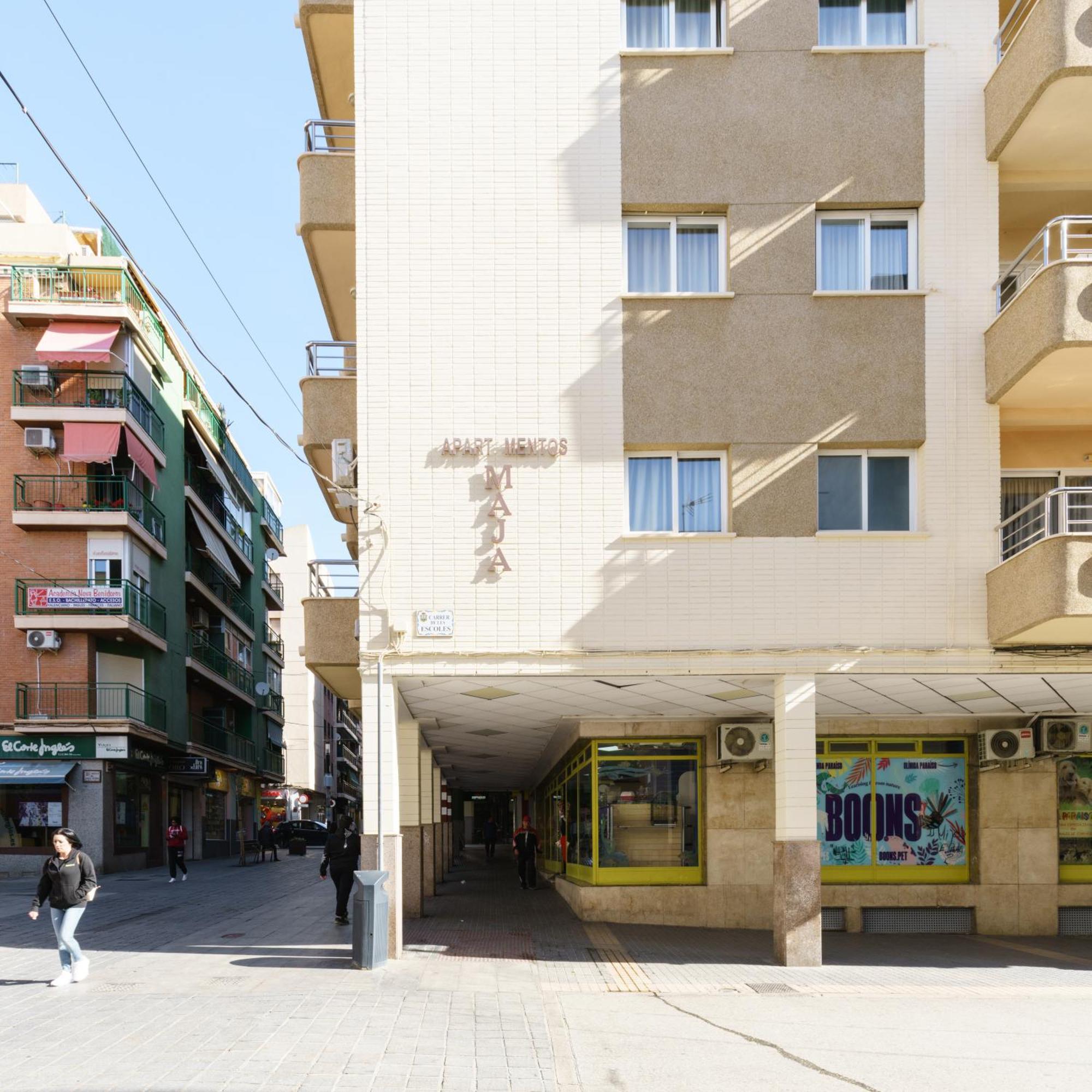 Apartamentos Maja Benidorm Bagian luar foto